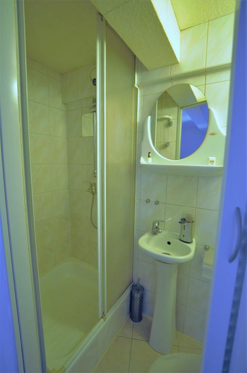 Pokoje Przy Parku Oliwskim Apartamento Gdansk Exterior foto